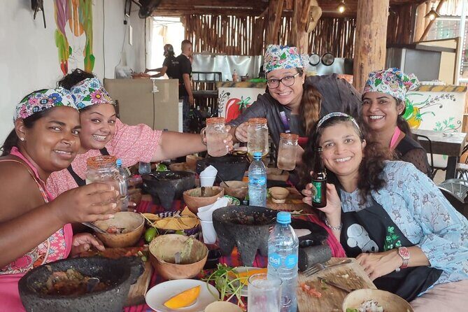 Cooking classes + margaritas and mezcal tasting - A Closer Look at the Experience