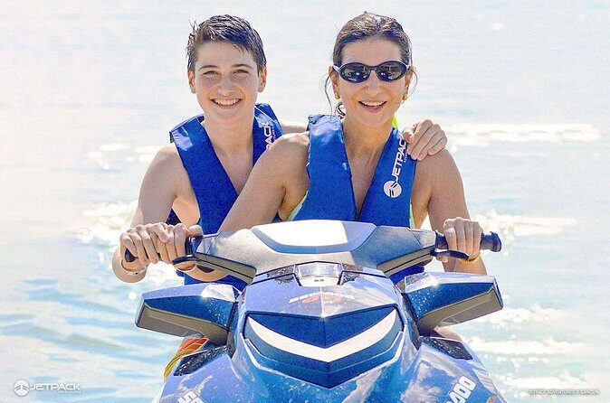 Coolest experience in Waverunner for 60 or 30 minutes in Cancun - FAQs
