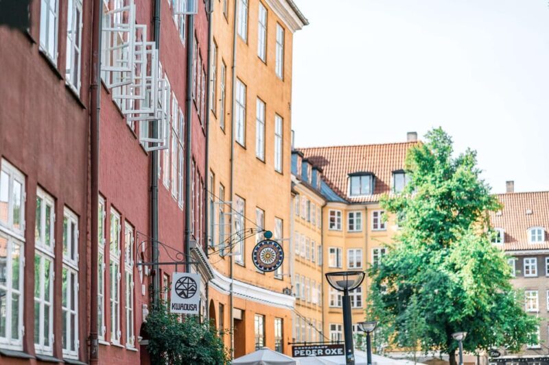 Copenhagen: 2-hour Old Town Private Walking Tour - The Sum Up