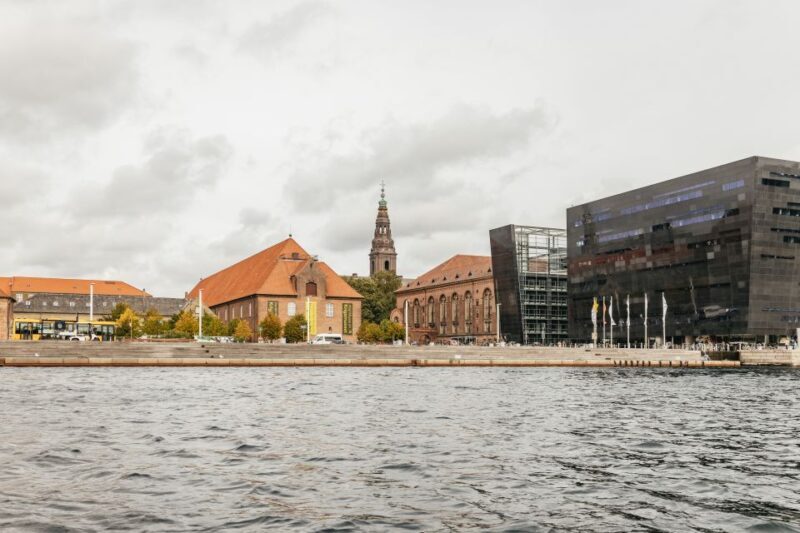 Copenhagen: Canal Cruise with Guide - Who Will Love This Experience