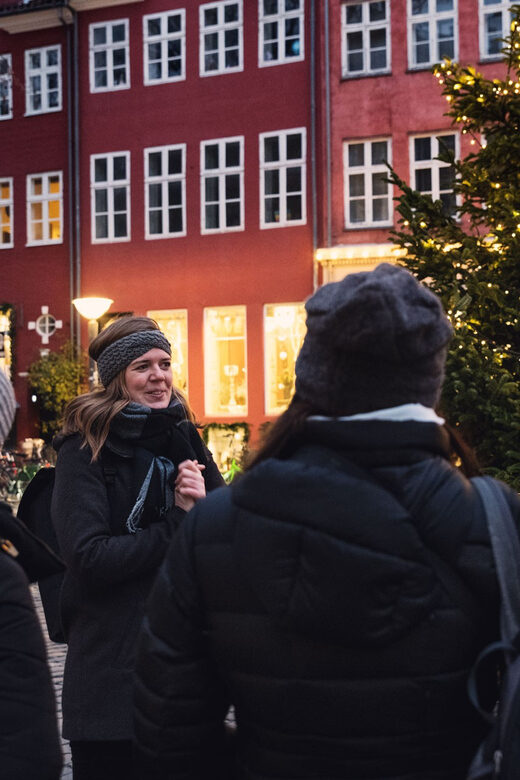 Copenhagen: Christmas Walking Tour with Treats and Drinks - Key Points