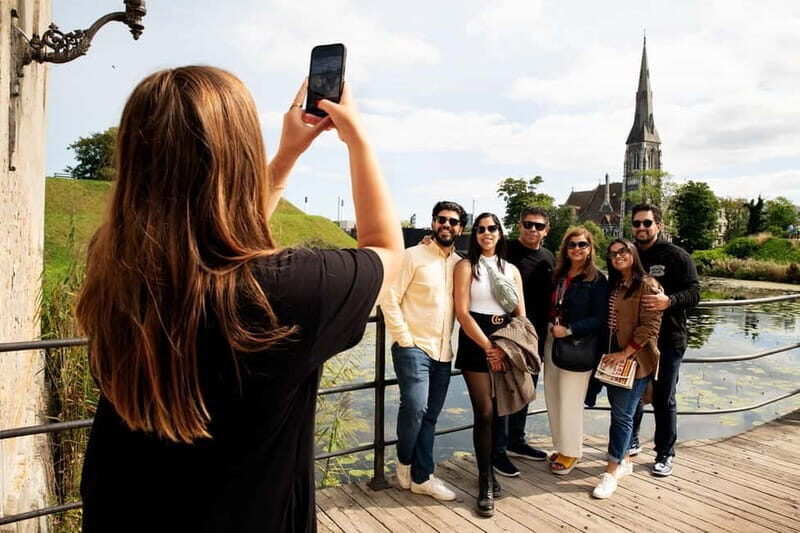 Copenhagen: City Highlights Walking Tour With Local Guide - Exploring Copenhagen: A Walk Through the City’s Heart