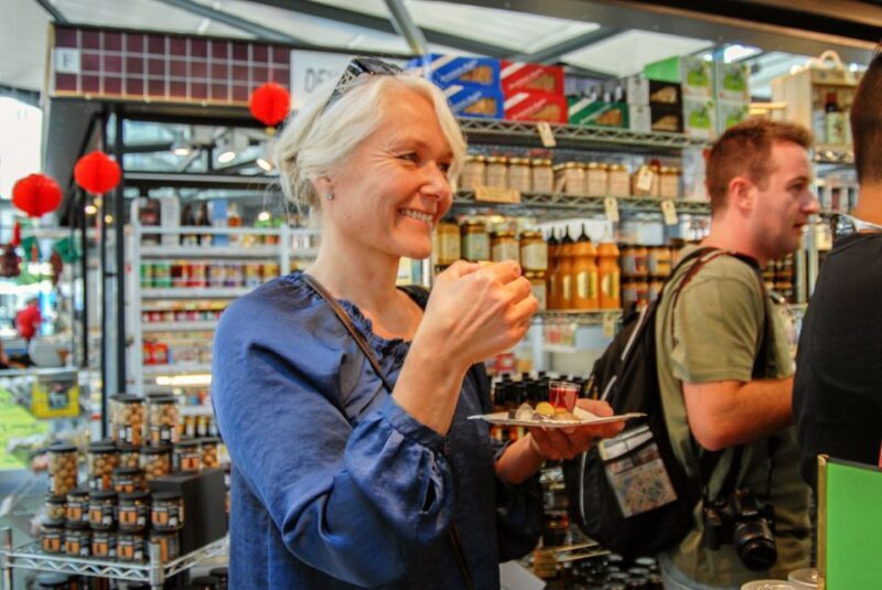 Copenhagen: Guided Culinary Walking Tour with Food Tastings - Danish Pastry and Smørrebrød