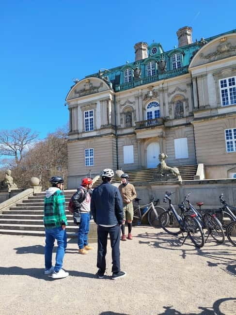 Copenhagen: Guided Tour Deer Park in Klampenborg - Key Points