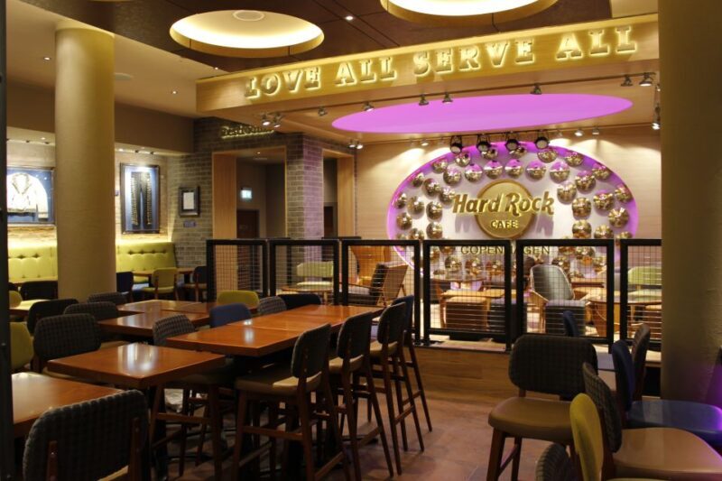 Copenhagen: Hard Rock Cafe with Set Menu for Lunch or Dinner - FAQ