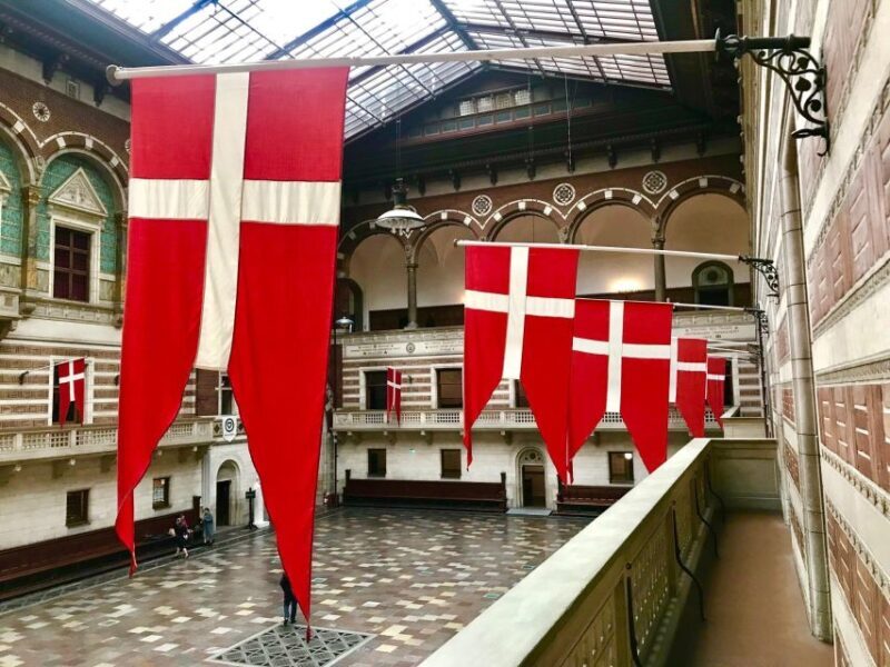 Copenhagen private 3h walking tour - Who Should Consider This Tour