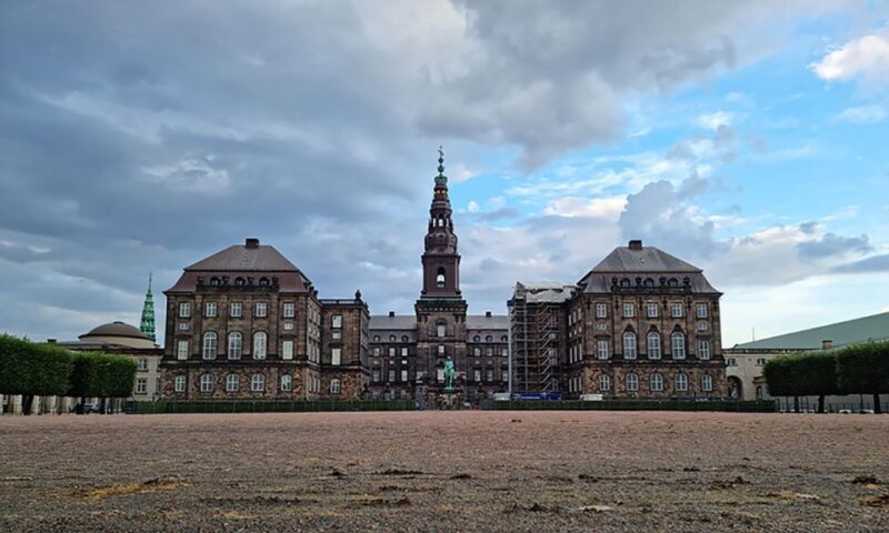 Copenhagen: Private City E-Bike History & Nature Tour - The Sum Up