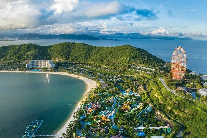 Coral Reef Snorkeling and Floating Bar Party from Nha Trang - Key Points