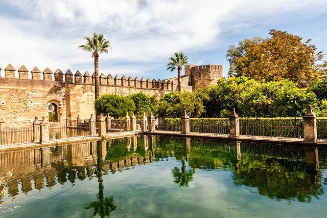 Córdoba: Alcazar Skip the Line Guided Tour - Introduction to the Tour Experience
