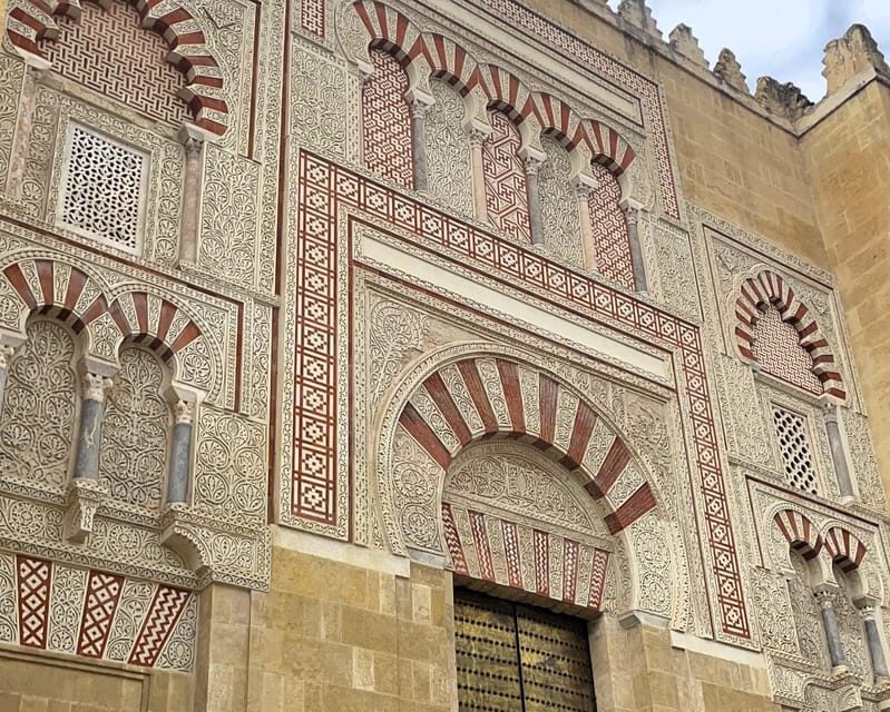 Cordoba: City Highlights Private Walking Tour - Key Points