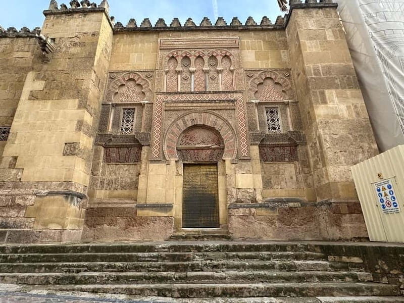 CORDOBA: GUIDED VISIT TO THE MOSQUE-CATHEDRAL OF CORDOBA WITHOUT QUEUES SPANISH - FAQs