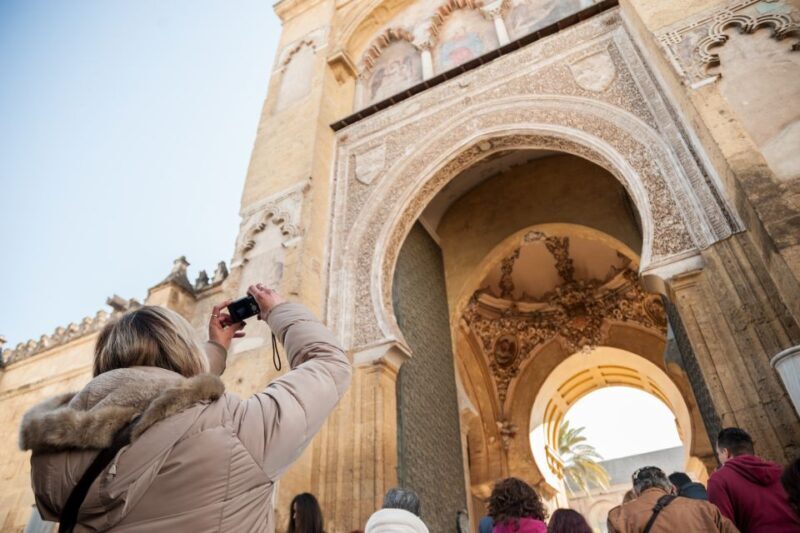 Cordoba: Jewish Quarter and Mosque-Cathedral Guided Tour - Key Points