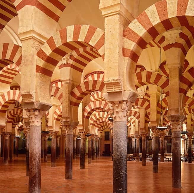 Córdoba: Mosque-Cathedral Guided Tour with Tickets Included - Who Should Consider This Tour?