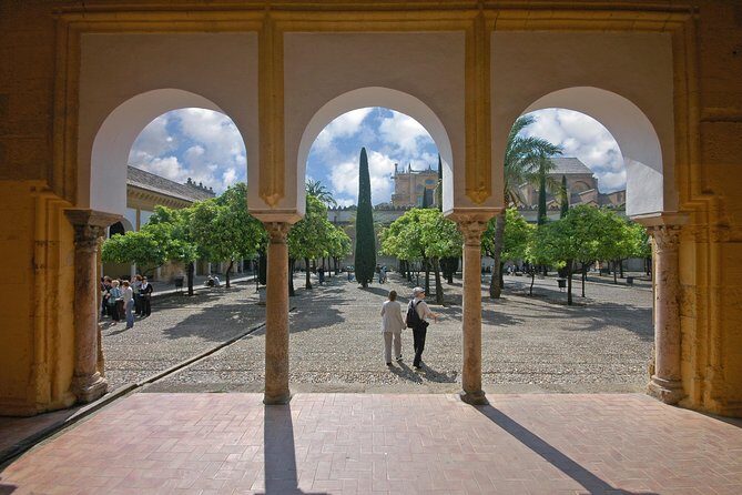 Cordoba Mosque & Jewish Quarter Guided Tour with tickets - FAQ