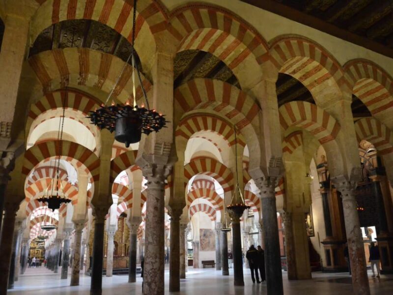 Córdoba: Mosque, Synagogue, and Jewish Quarter Walking Tour - Exploring Córdoba’s Jewish Quarter