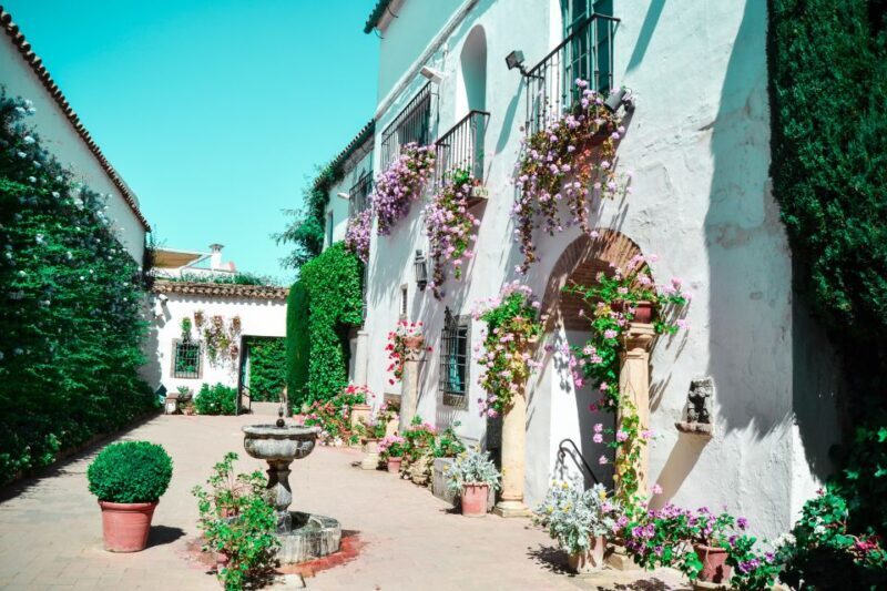 Cordoba: Patios and Viana Palace Tour - Who Will Love This Tour?