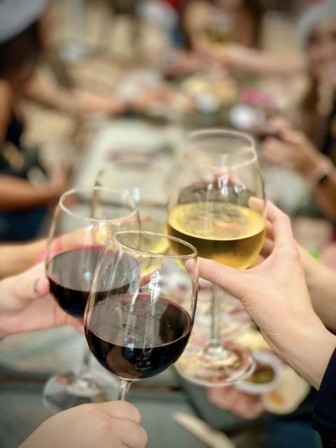 Corks & Forks Tour (Strolling) - Key Points