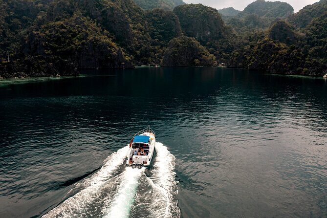 Coron Island Hopping Tour: via Private Yacht - Key Points