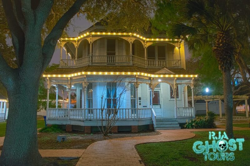Corpus Christi: Guided Ghost Tour - Who Should Consider This Tour