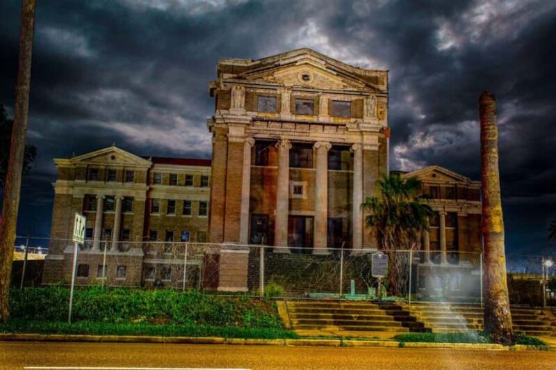 Corpus Noctis: Sinners & Shadows Corpus Christi Ghost Tour - What You Can Expect from the Tour