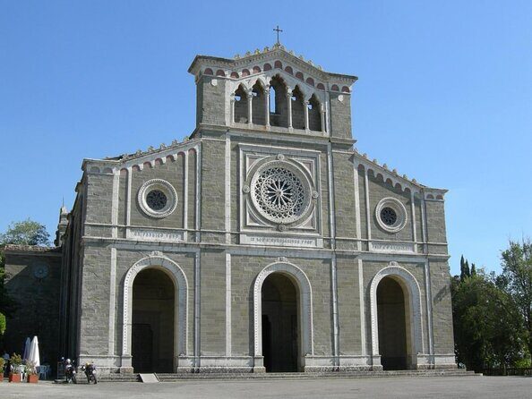 Cortona - Easy guided eBike tour around the Etruscan City. - A Closer Look at the Tour Experience