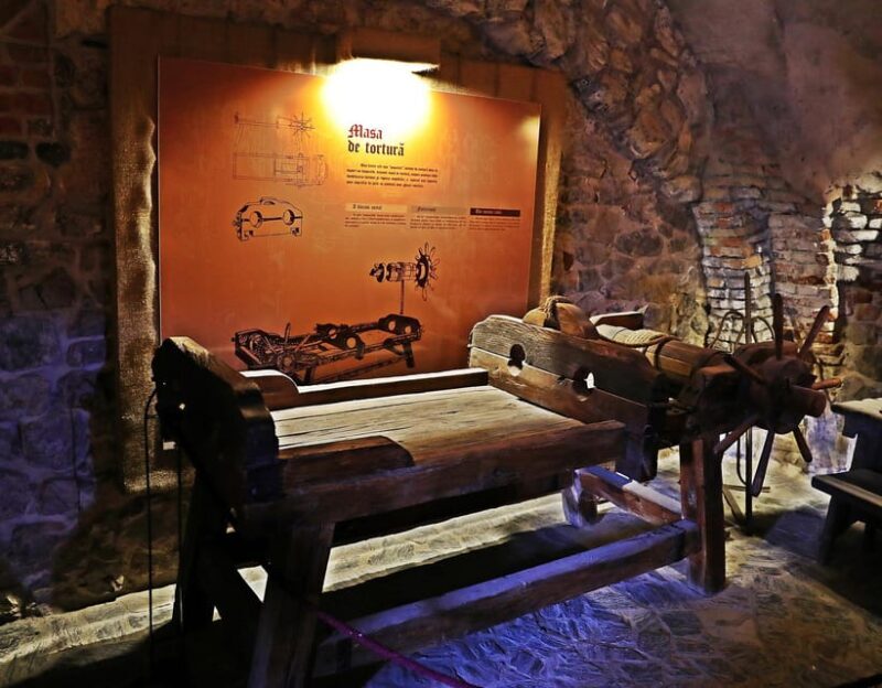 Corvin castle: 1 day car tour from Oradea - Discovering Corvin Castle: An In-Depth Review