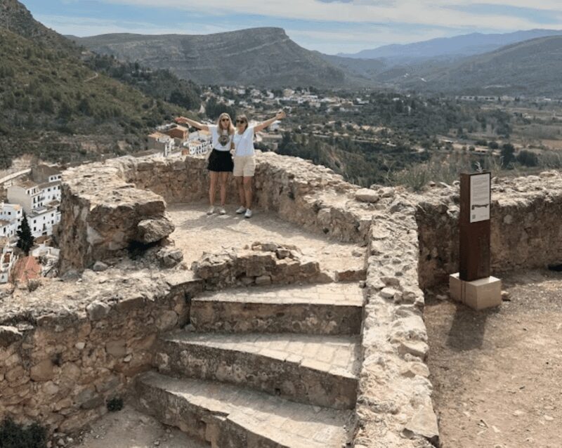 Costa Blanca: Chulilla and the Hanging Bridges Tour - Key Points