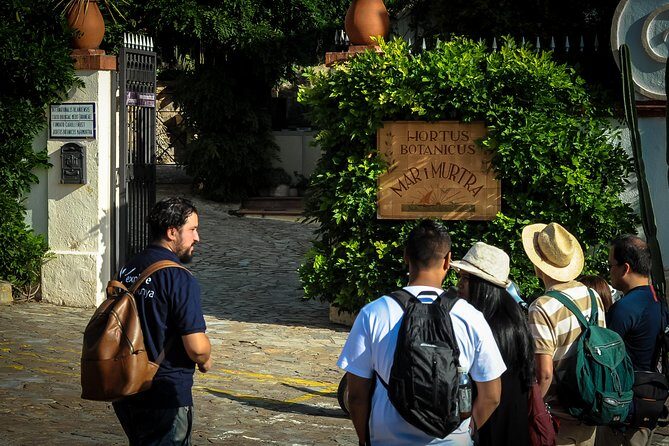 Costa Brava & Medieval Village Small Group Tour Including Lunch - Key Points