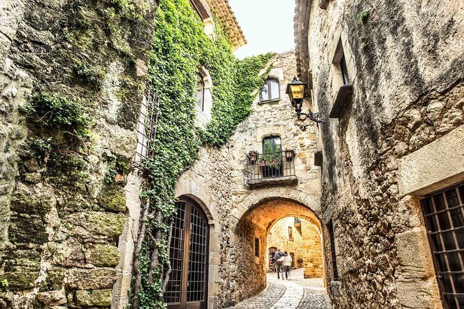 Costa Brava Typical Towns full day tour from Barcelona - An Introduction to the Costa Brava Full-Day Tour
