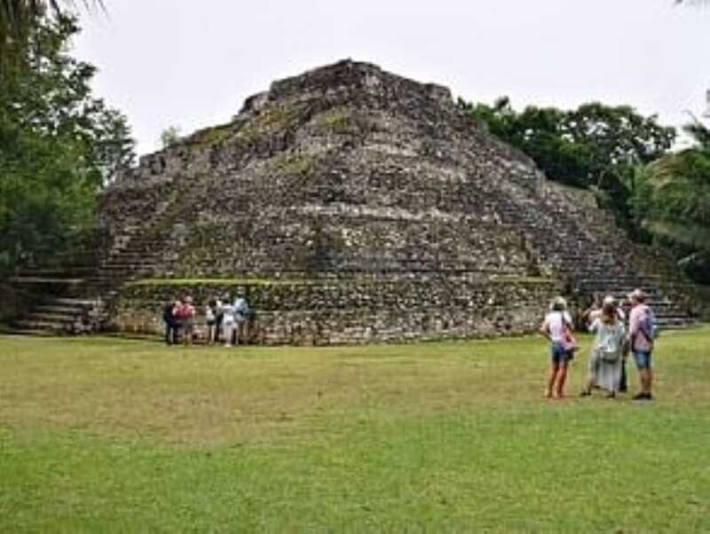 Costa Maya: Chacchoben Mayan City and Bacalar Lagoon Tour - Who Should Consider This Tour?