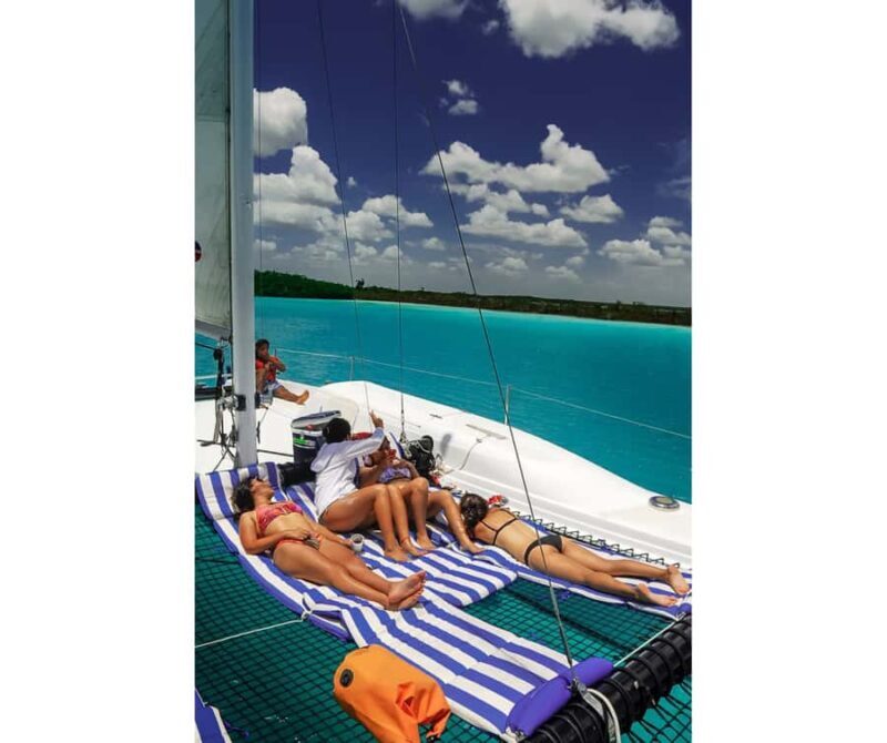 Costa Maya: Private catamaran tour in the 7-color lagoon with lunch - Practical details and considerations