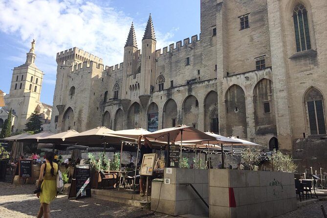 Côtes du Rhône Wine tour: Avignon, Palace of the Popes - An In-Depth Look at the Tour Experience