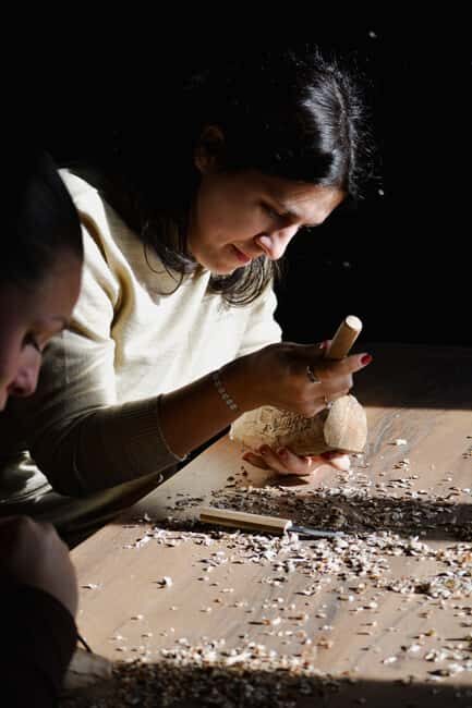 Cotignac: Wood Sculpture Studio - FAQs