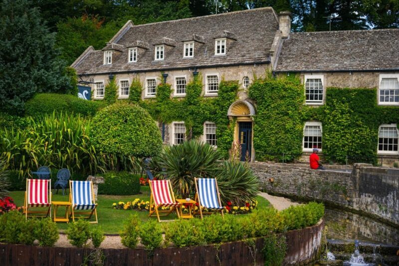 Cotswolds Village Private Car Tour and Photoshoot - Key Points