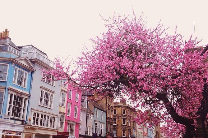 Cotswolds Villages and Oxford Full Day Tour from London - FAQs