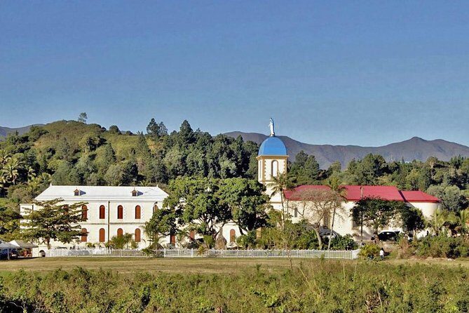 Country Tour (2h30) included Tjibaou Cultural Center & Church - Value for Money