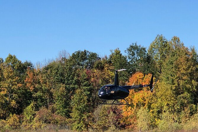 Couple's Private Hudson Valley Fall Foliage Helicopter Tour from Westchester - An In-Depth Look at the Hudson Valley Fall Foliage Helicopter Tour