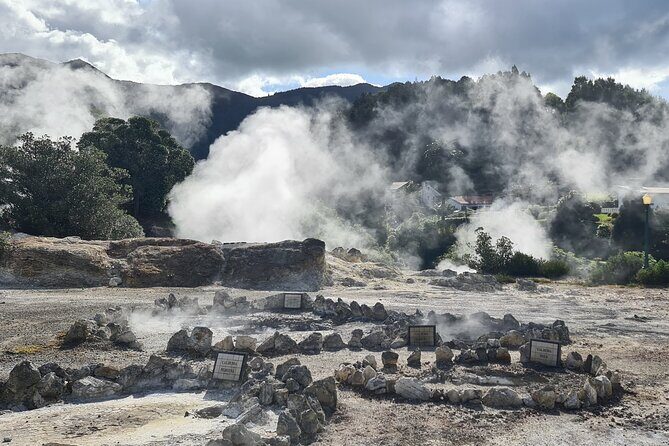 Couples PRIVATE Hybrid 4X4 Tour - Furnas (Inc Hot Springs and 3 Course Lunch) - Practical Aspects of the Tour