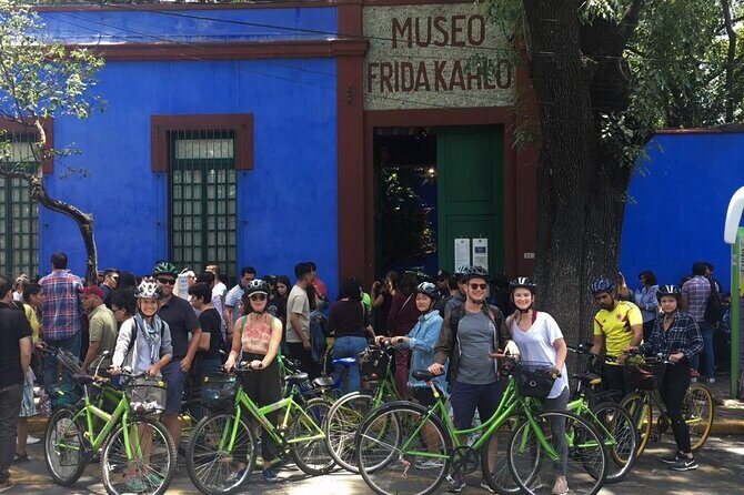 Coyoacán Walking Tour: Access to Frida Kahlo Museum & Tacos - Stop 2: Coyoacán Market