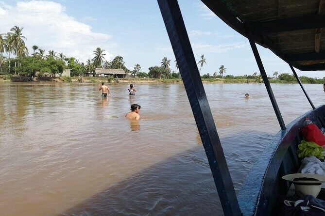 Coyuca Town Tour and Baby Turtle Release - The Experience from a Traveler’s Perspective