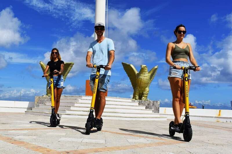 Cozumel: Clear Boat and Electric Scooter Ride - Relaxation and Additional Water Fun