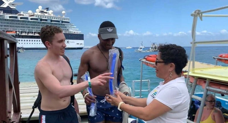 Cozumel: Private VIP Glass Bottom-Boat and Snorkeling Tour - FAQ