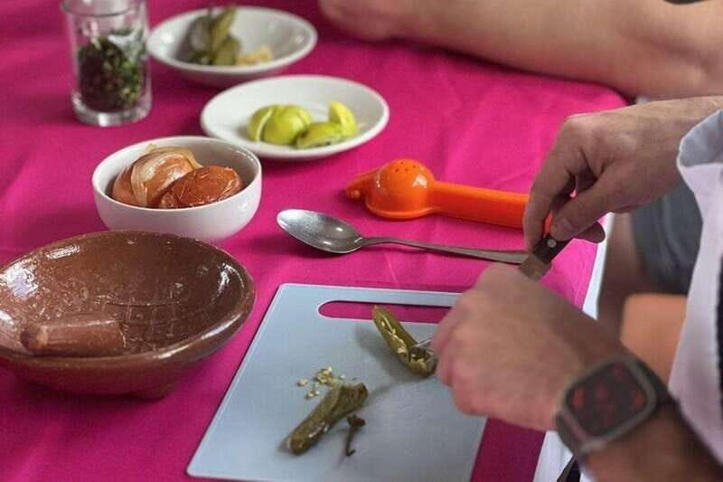 Cozumel: Salsa and Salsa Cooking and Dancing Experience - The Authenticity and Quality