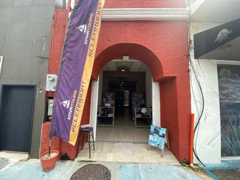 Cozumel: Transparent Boat Tour with Snorkeling and 2 Beers - Key Points