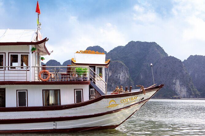 Cozy Bay Classic Cruise 2D1N,Kayak,Swim,Titop,Cave By Expressway - An In-Depth Look at the Itinerary