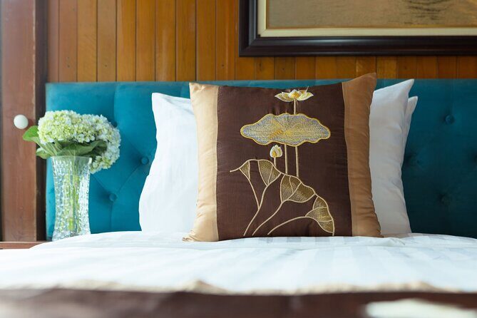 CozyBay Boutique 2D1N Kayak, Swiming ,Titop, Cave, Expressway way - FAQ