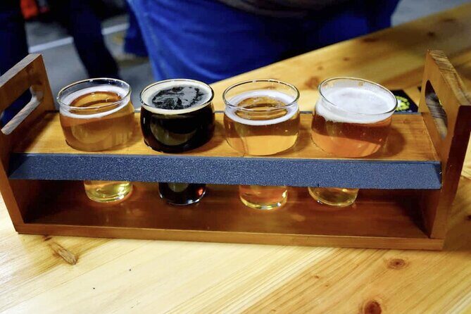 Craft Beer Tour in Monterrey and Drinks Included - Final Stop: The Old Quarter