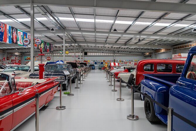 Craft beers & car museum - Half Day Tour incl beverage samples - Key Points