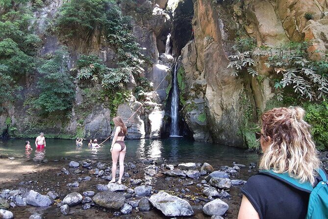 Crater Lakes Adventure: Sete Cidades & Lagoa do Fogo Day Tour - Guide, Food, and Overall Experience