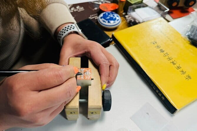 Create an Original Seal with Natural Stone and Otaru Artisans - An In-Depth Look at the Seal Carving Tour